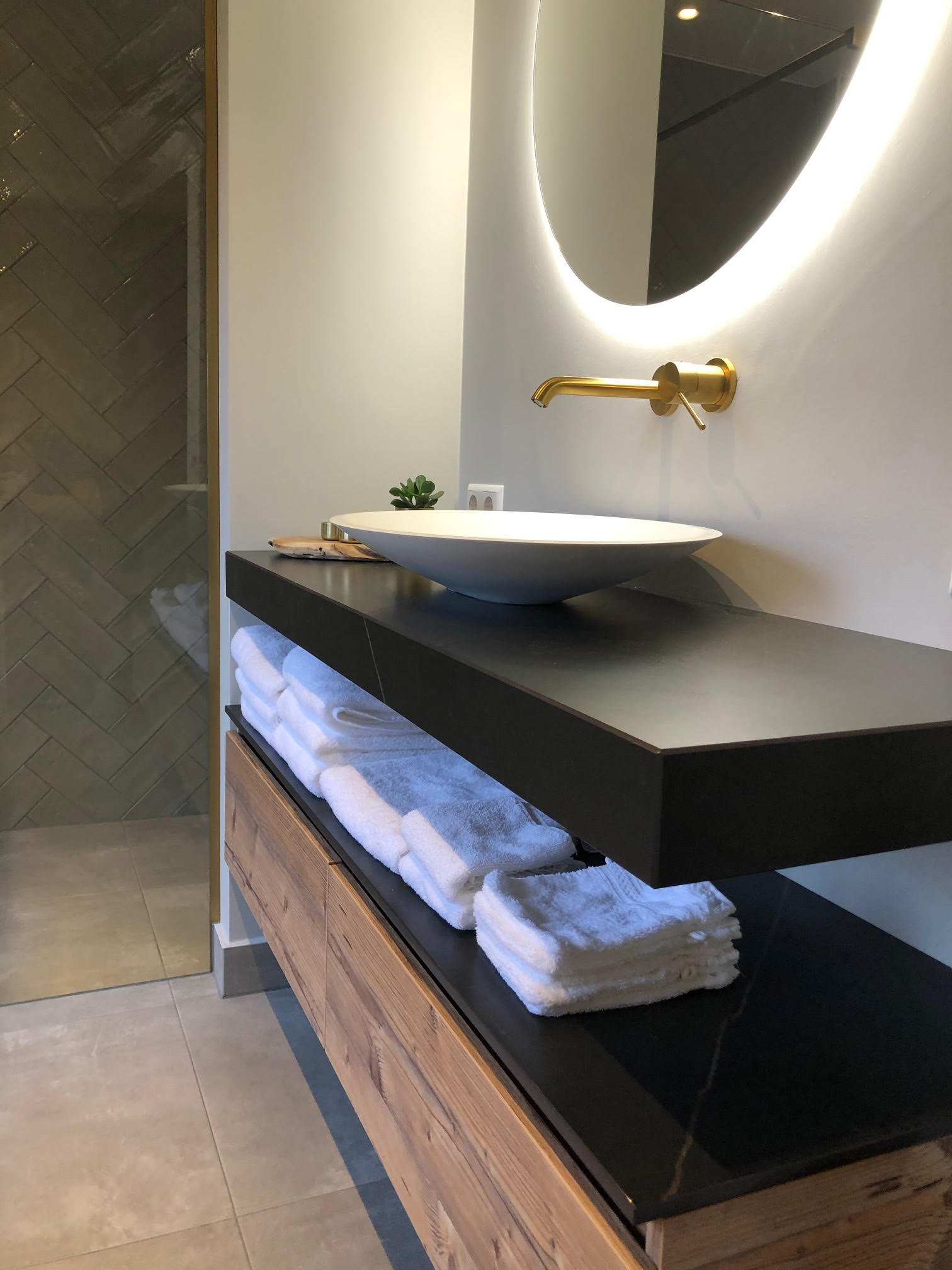 Badkamer schap (6)
