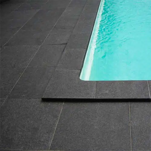 Zwembad en vijverranden